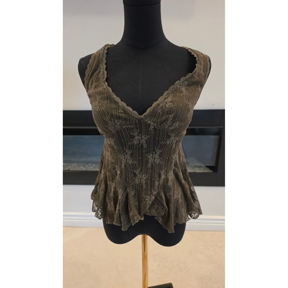 Beverly and Beck Olive Green Lace Peplum Tank Top Smocked Back Small